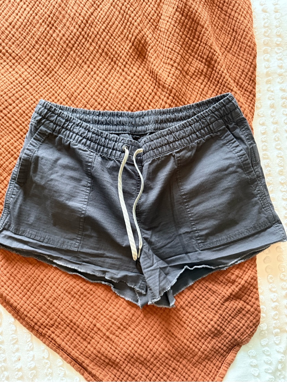 Vuori Women's Charcoal Gray Athletic Lounge Shorts